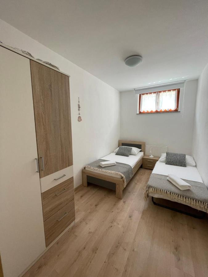 Apartment Sotlar Izola Exterior foto