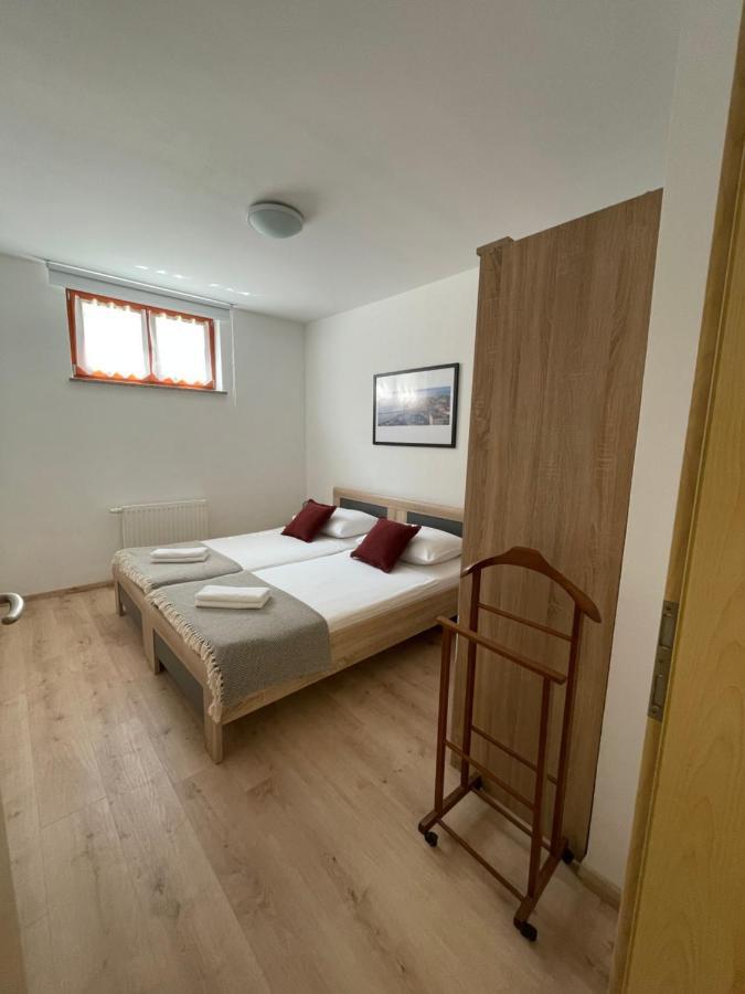 Apartment Sotlar Izola Exterior foto